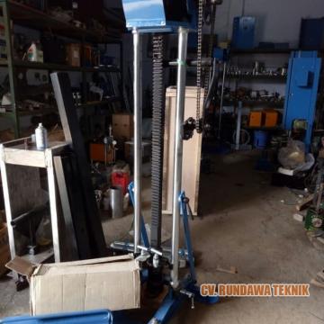 Alat Pengujian Tanah atau Sondir Manual  Hydraulic Digital