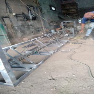 Mesin Perata Cor Jalan, Concrete Screeder